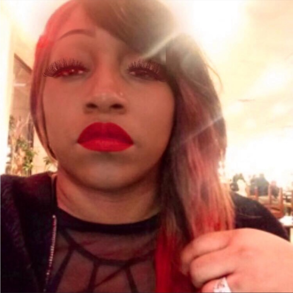 Meet your Posher, Mainething